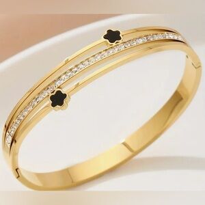 1pc Golden Stainless Steel Bangle,Cubic Zirconia Five-petal Flower Design,